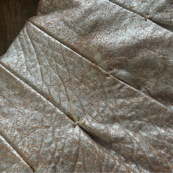 Cole Haan Metallic Beige Leather Pleated Hobo Purse Tassel - Picture 12 of 16